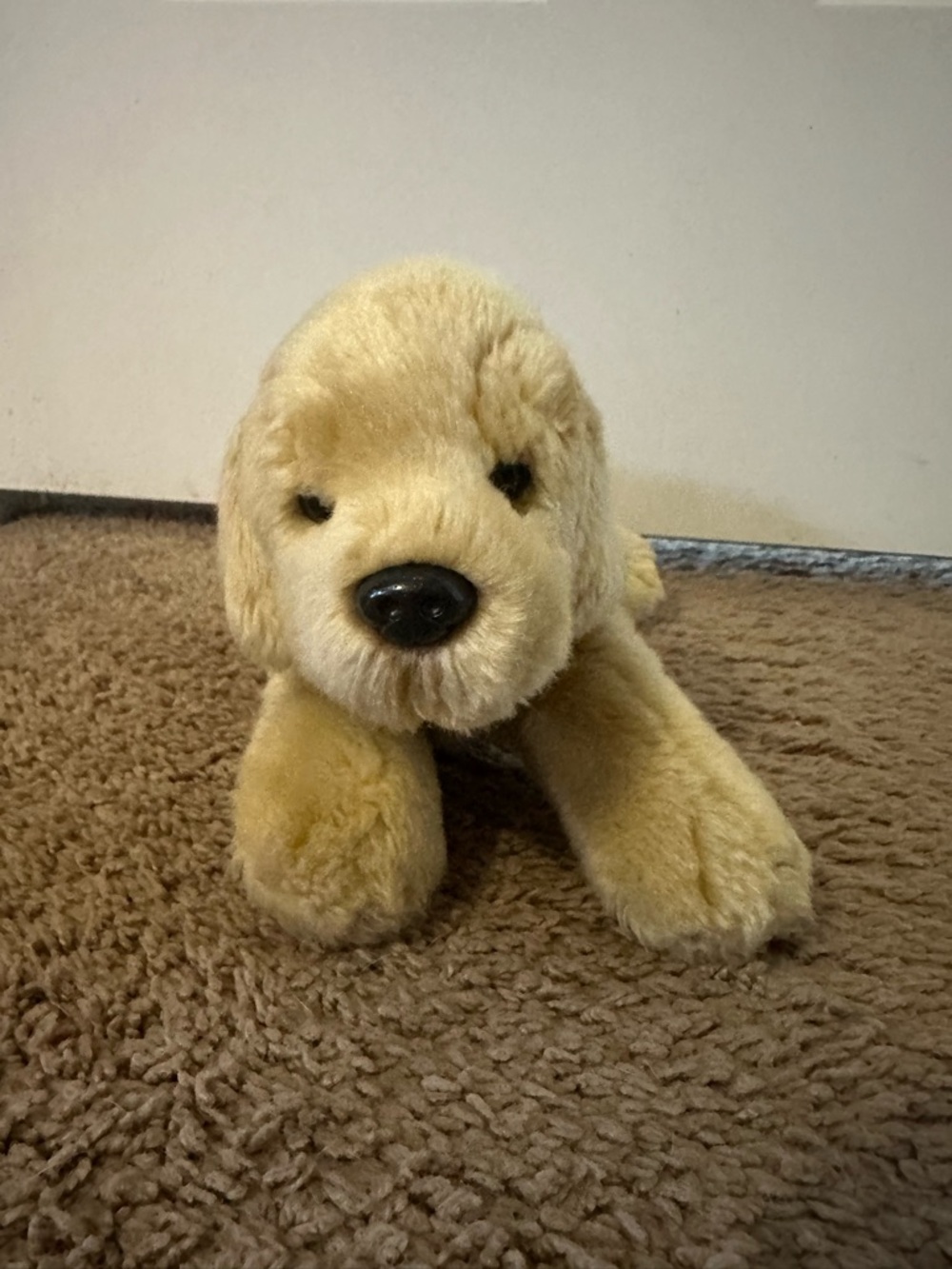 Russ Berrie Yomiko Classics Plush Stuffed Animal Yellow Labrador Lab Dog Puppy